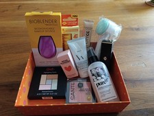Glossybox Beautybox  Paket Konvolut -  10 Artikel aus verschiedenen Pflegeboxen