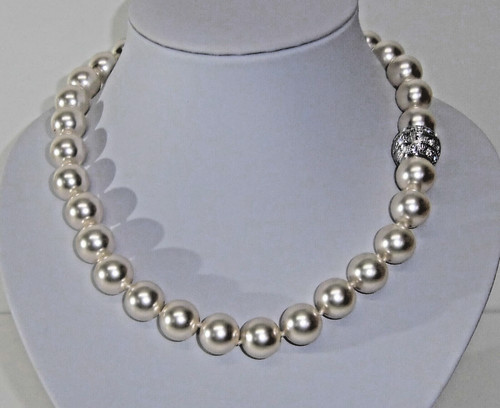 Perlenkette creme weiß mit