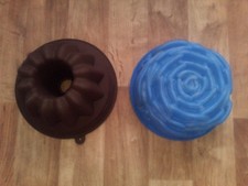 ~2 Silikon-BACKFORMEN~blau + braun~Gugelhupf + Rosen~NEU~