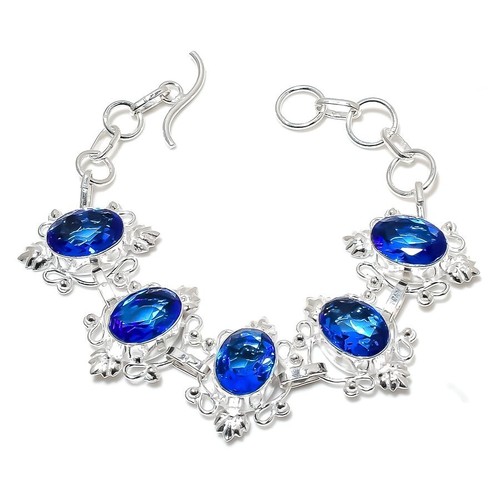 Handgefertigtes blaues