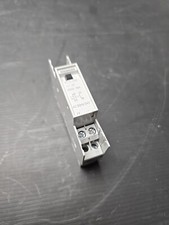 2 Stück Siemens 5TT3 043 Fernschalter 24V AC 1 Schließer 16 A 5TT4043 (M10)