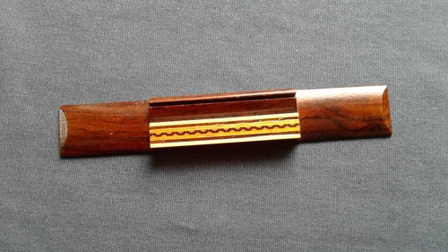 Saitenhalter fü
