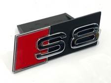 Audi S8 D2 FL Bonnet Grill