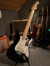 Fender 2022 Player Stratocaster HSS Black