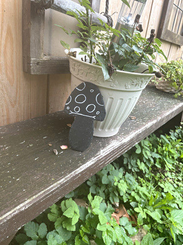 Schiefer gartenfigur pilz - schiefer,