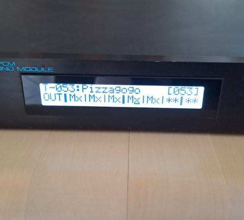 Roland u220 rack synthesizer - u220, rack-synthesizer