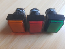 3 Leuchtmelder von EAO lumitas