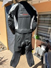 Leder-Kombi Bekleidung