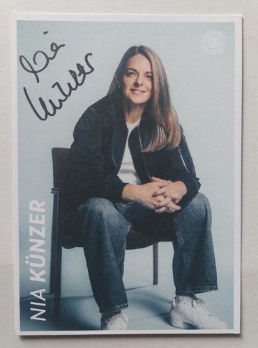 Nia künzer autogrammkarte dfb - nia,
