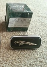NEU ORIGINAL JAGUAR XJ8 XJR FLÜGELKOTFLÜGEL SPRINGENDE KATZENABZEICHEN MOTIV X308 X300 XJ40 XJ