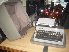 DDR Schreibmaschine grau