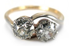Antiker Ring mit Diamanten 2 x