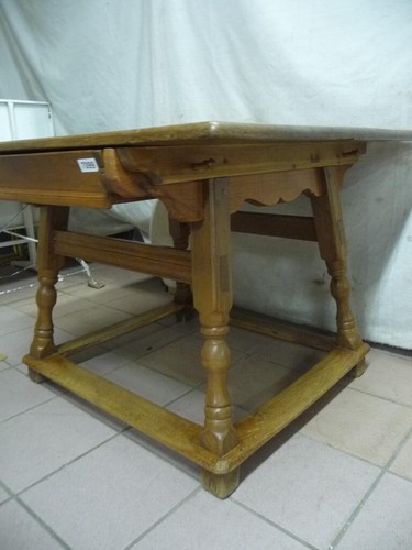 7099 alter tisch - ,