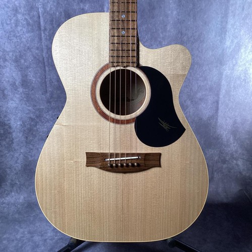 Maton performer - maton,