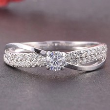 eleganter Ring 925 Silber plattiert  geflochen  gekreuzt mit Zirkonia