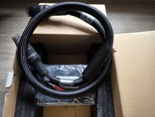 Synergistic Research UEF 8  SE Netzfilter inkl. SR  Atmosphere Level 2 Netzkabel