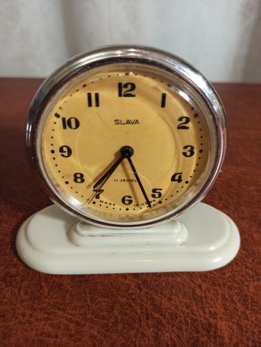 Vintage wecker slava - vintage, slava.