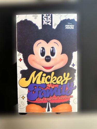 Pop mart mickey family - mickey,
