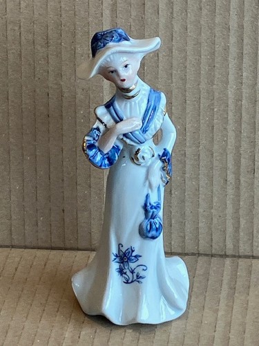 Porzellanfigur feine elegante - porzellanfigur,,
