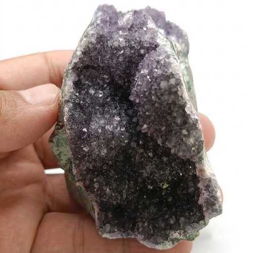 Amethyst druse uruguay 181 - amethyst,