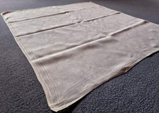 Hübsche Tischdecke Tischtuch Blass Gelb Eingewebtes Muster Halbleinen 80 x 80 cm