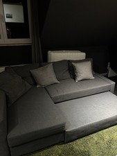 Gemütliches Schlafsofa mit Schlaffunktion