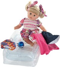 Gotz 1216052 gemütliches Aquini Bad Baby Set, 33 cm, 9-teilig, blondes Haar, blaue Augen...