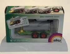 Siku 2252 Dungstreuer