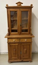 Kleiner Kinderschrank