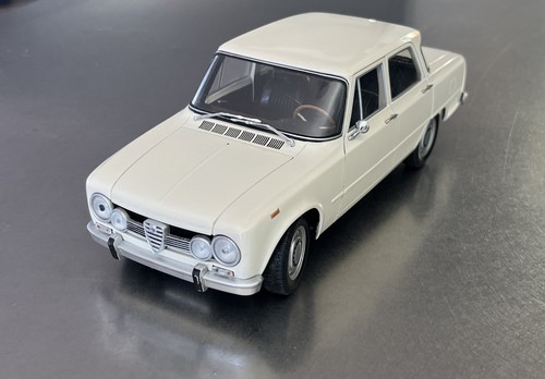 Alfa romeo giulia - alfa,