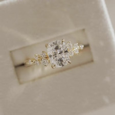 2,5 Ct Kissenform Lab Grown