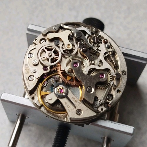 Valjoux chronograph - valjoux, 72