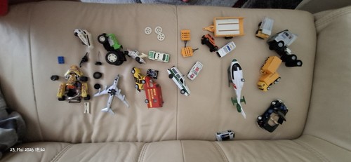 Vintage spielzeugfahrzeuge - vintage,