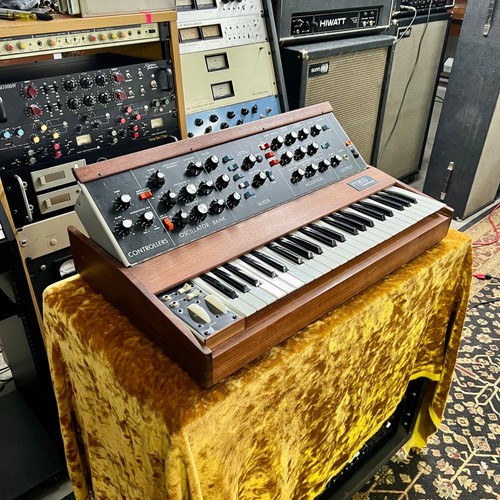 1972 moog minimoog model - 1972,