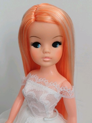 Pedigree sindy puppe - 🧡🧡,