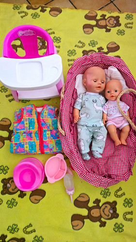 New born babypuppen - new,