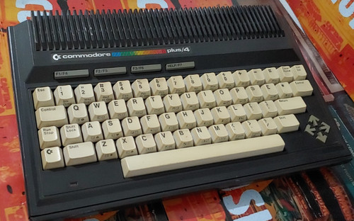 Commodore plus 1986 - commodore,