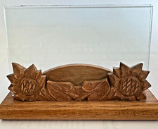 Alter Holz Fotoständer Bilderrahmen Foto Halter geschnitzt mit 2 Blumen + Glas