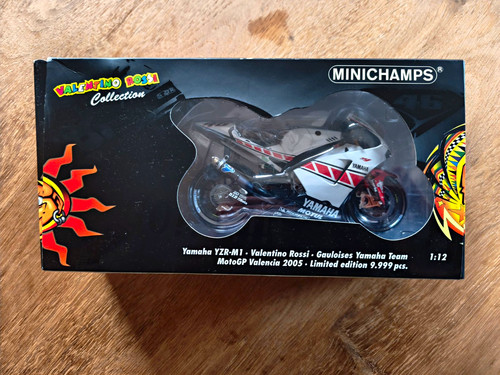 Minichamps yamaha yzr m1 - yamaha, yzr-m1