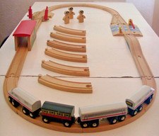 Holzeisenbahn Konvolut│BRIO ICE, Schienen, Tunnel, Bahnübergang (Holz Spielzeug)