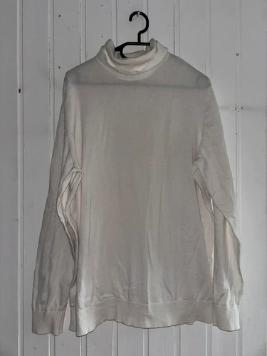 Und rollkragenpullover - und,