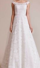 LILLY Brautkleid mit Spitze +