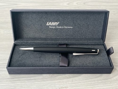 Neu verpackt lamy - neu,