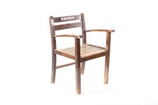 alter kleiner Kinderstuhl