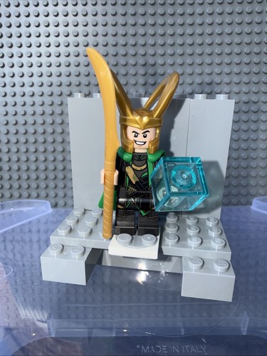 Lego super heroes - ®️,