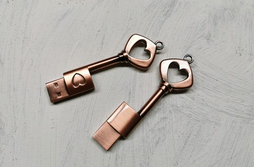 Usb stick metall antik - usb,