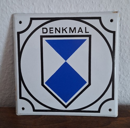 Altes emailleschild denkmal - altes,