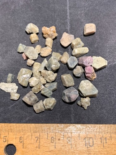 Korund var saphir gem - korund,, var.
