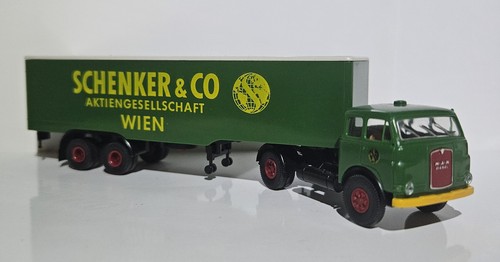 Brekina man pausbacke - man,