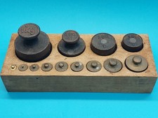 13 alte Messing/Eisen Gewichte